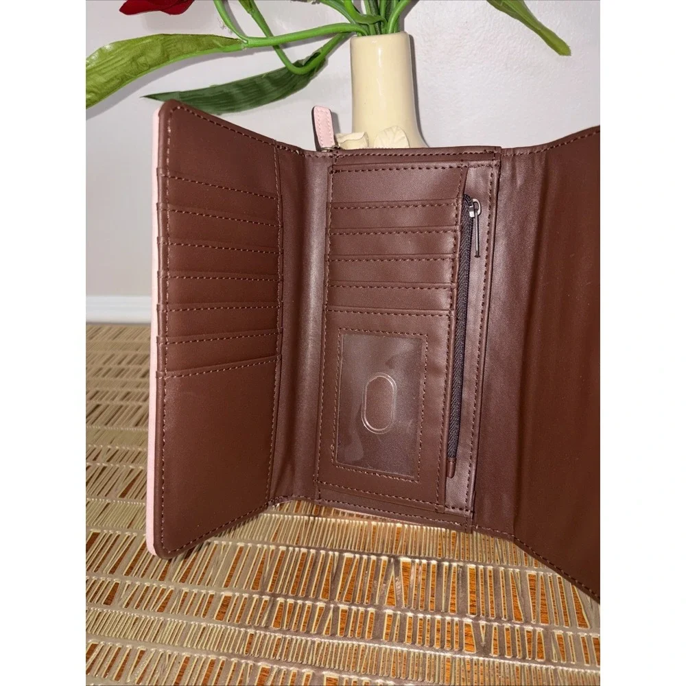 Born Concept Wallet Pink Floral Embossed Millstone Deluxe Card Bill Coin Slots